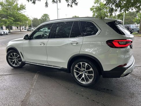 Used 2021 BMW X5 xDrive40i w/ Premium Package AWD/4WD image 4