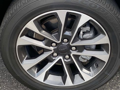 Used 2022 Jeep Grand Cherokee L Overland image 27