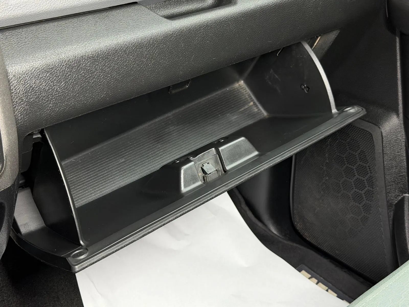 Used 2018 RAM 2500 Tradesman w/ Chrome Appearance Group RWD image 32