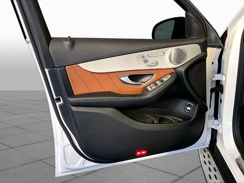 Certified 2022 Mercedes-Benz GLC 300 4MATIC Coupe image 22