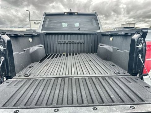 Used 2024 Toyota Tacoma TRD Off-Road image 22