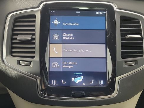 Used 2021 Volvo XC90 T6 Momentum w/ Climate Package image 32