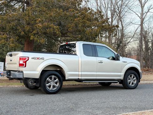 Used 2018 Ford F150 XLT w/ Equipment Group 302A Luxury image 4