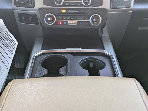 Used 2022 Ford F250 Lariat w/ Lariat Value Package image 22