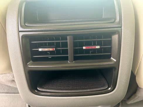Used 2025 Cadillac XT5 Premium Luxury FWD image 26