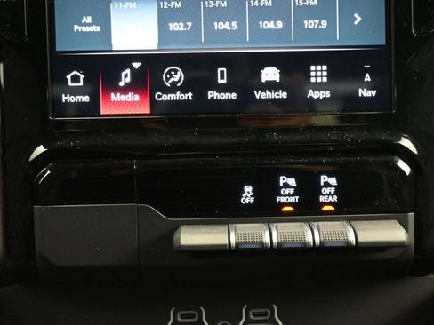 Used 2026 RAM 1500 Laramie w/ Sport Appearance Package AWD/4WD image 20
