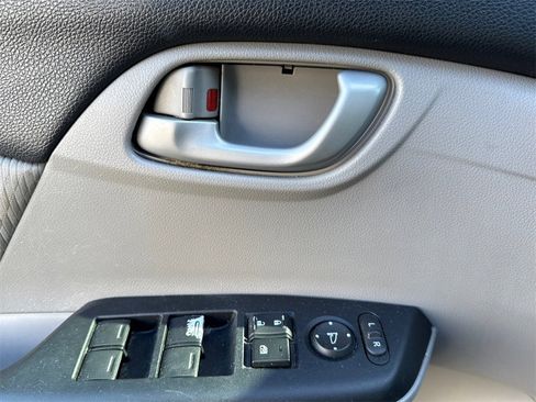 Used 2014 Honda Civic LX image 18