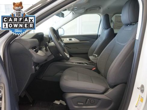 Used 2026 Ford Explorer Active image 21