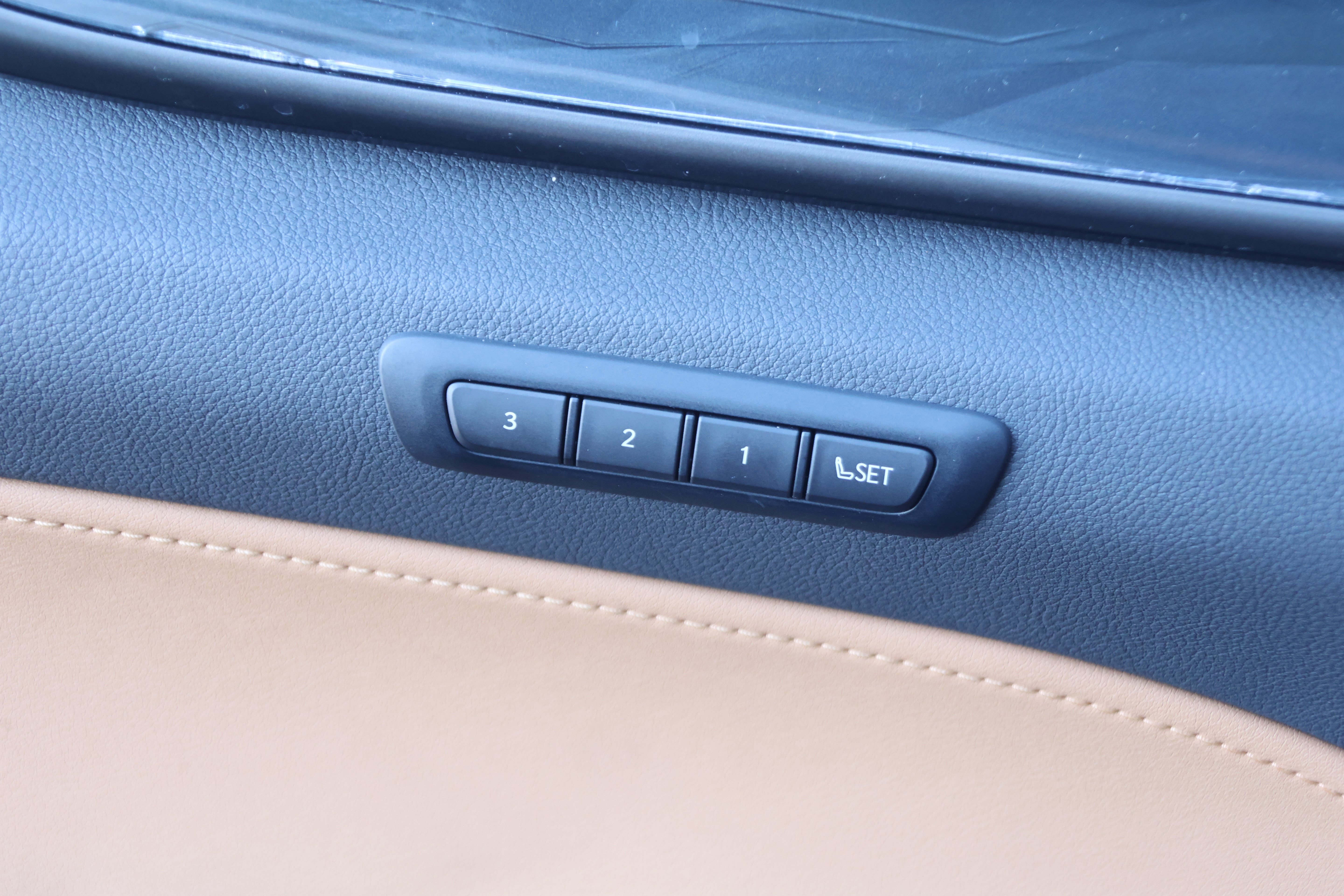 Used 2025 Lexus NX 350 AWD w/ Premium Package image 13