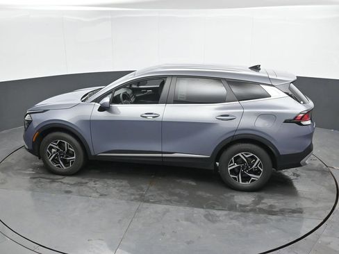 Used 2025 Kia Sportage LX image 37