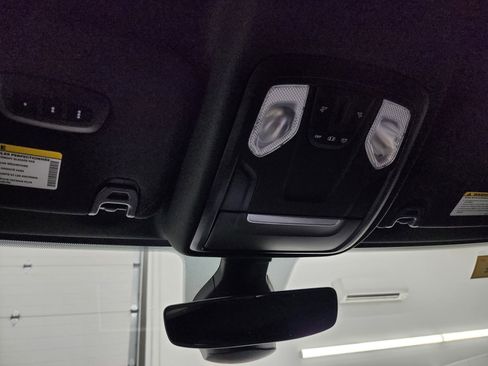 Used 2022 RAM 2500 Big Horn w/ Night Edition image 12