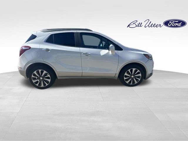 Used 2017 Buick Encore Essence AWD/4WD image 3