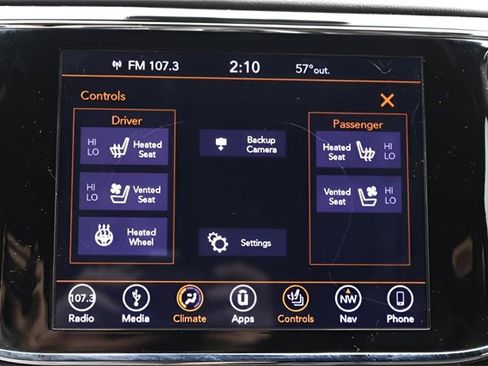 Used 2019 Jeep Grand Cherokee Overland image 24