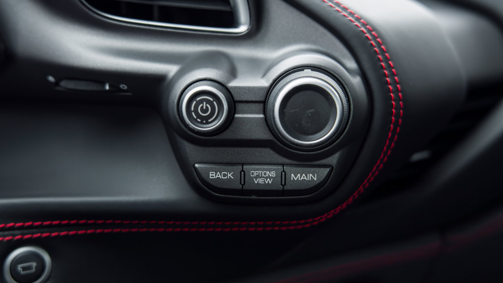 Used 2018 Ferrari 488 GTB RWD image 21