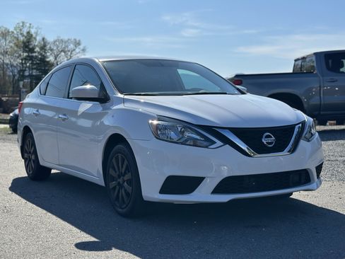 Used 2018 Nissan Sentra S image 1