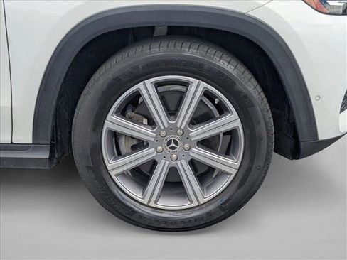 Used 2023 Mercedes-Benz GLS 450 4MATIC image 23
