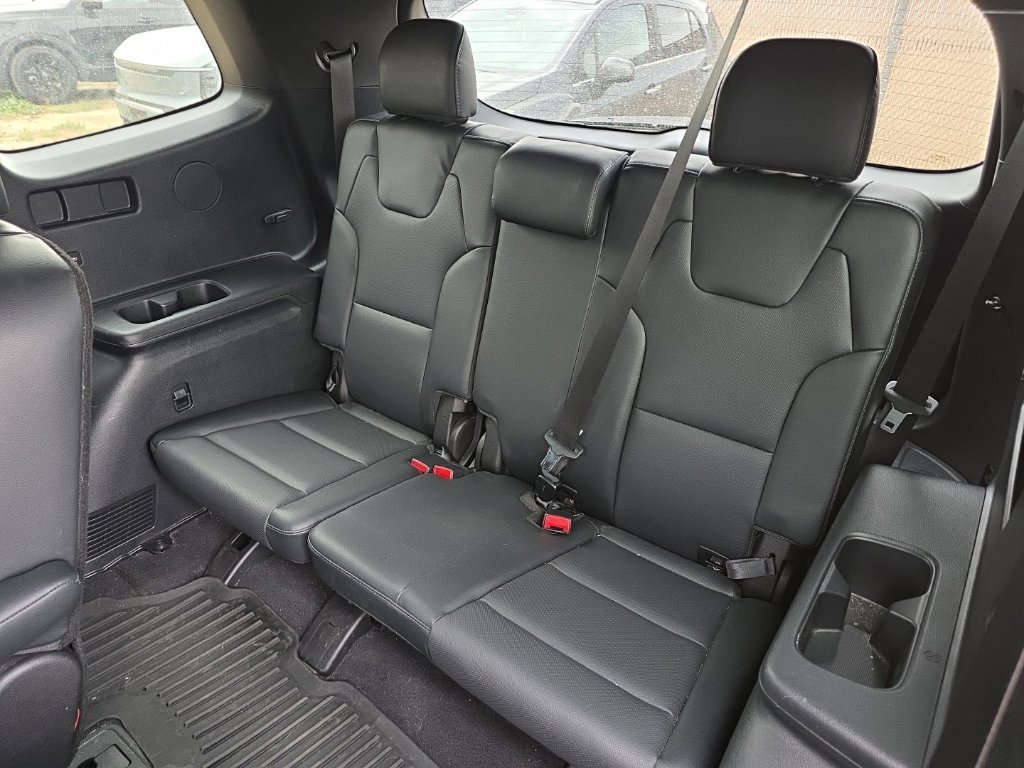 Certified 2024 Kia Telluride EX X-Line AWD/4WD image 11