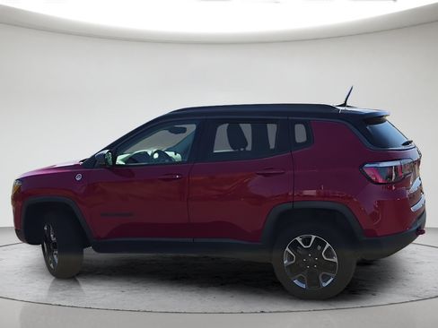 Used 2018 Jeep Compass Trailhawk AWD/4WD image 10