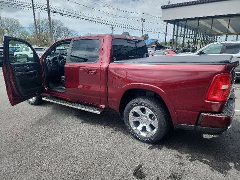 Used 2025 RAM 1500 Big Horn AWD/4WD image 7