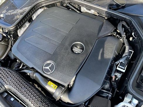 Used 2019 Mercedes-Benz C 300 Sedan image 34