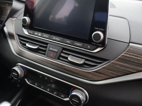 Used 2022 Nissan Altima 2.5 SL image 11