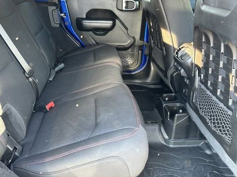 Used 2019 Jeep Wrangler Unlimited Rubicon w/ Dual Top Group image 17