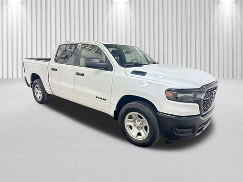 Used 2025 RAM 1500 Tradesman AWD/4WD image 2