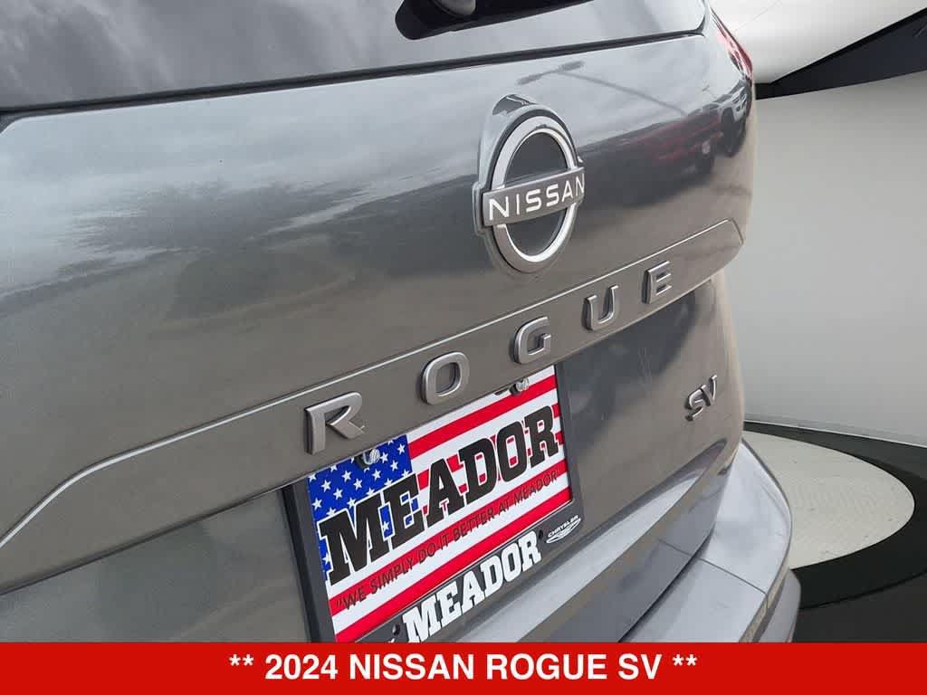 Used 2024 Nissan Rogue SV FWD image 11