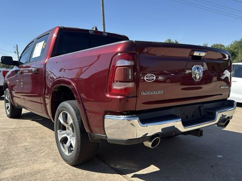 Used 2019 RAM 1500 Laramie AWD/4WD image 8