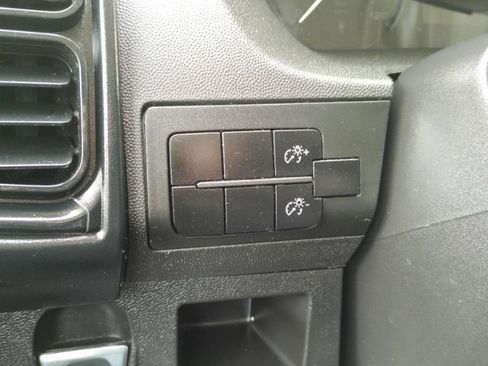 Used 2023 RAM ProMaster 2500 FWD image 25
