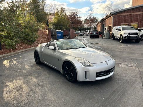 Used 2006 Nissan 350Z Touring image 17