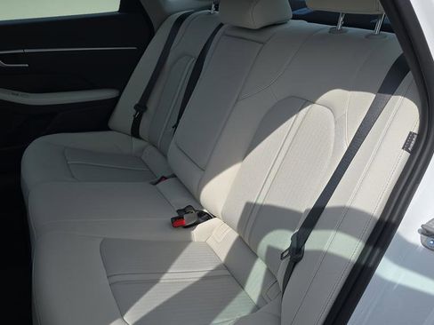 New 2026 Hyundai Sonata SEL FWD image 9