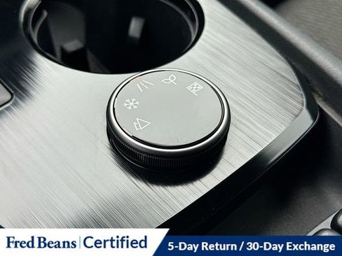 Used 2024 Nissan Rogue SV image 33