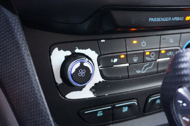 Used 2019 Ford Transit Connect XLT FWD image 17
