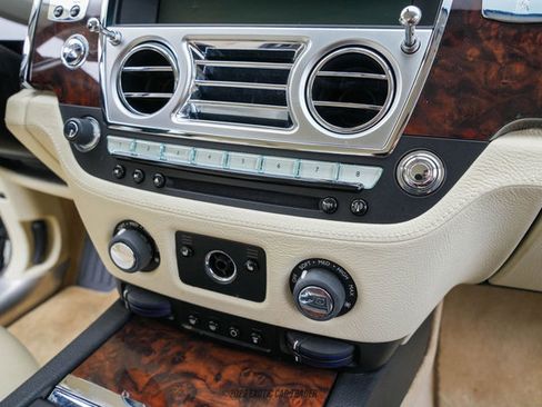 Used 2011 Rolls-Royce Ghost RWD image 43