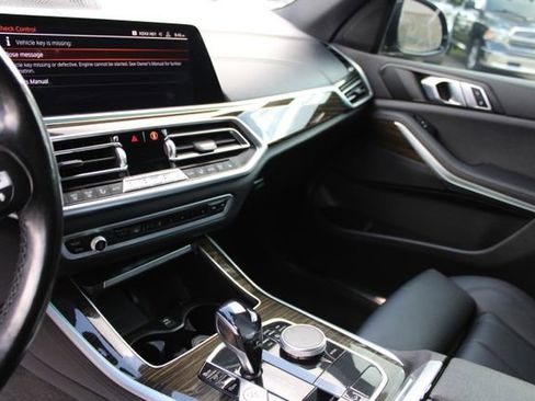 Used 2019 BMW X5 xDrive40i w/ Convenience Package AWD/4WD image 15
