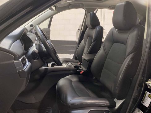 Used 2020 MAZDA CX-5 Touring image 11