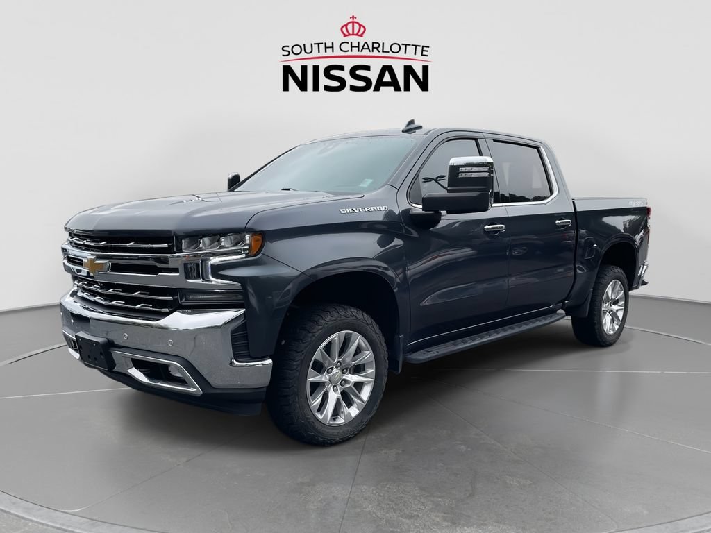 Used 2022 Chevrolet Silverado 1500 LTZ w/ LTZ Premium Package AWD/4WD image 3