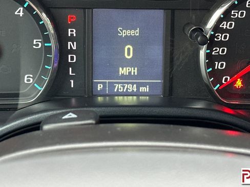 Used 2018 GMC Sierra 3500 4x4 Regular Cab image 24