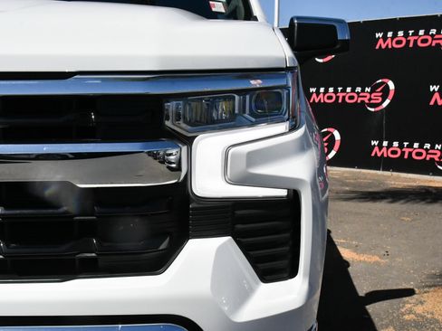 Used 2025 Chevrolet Silverado 1500 LT w/ LPO, Dark Essentials Package AWD/4WD image 11