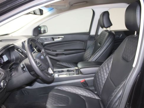 Used 2024 Ford Edge Titanium AWD/4WD image 21