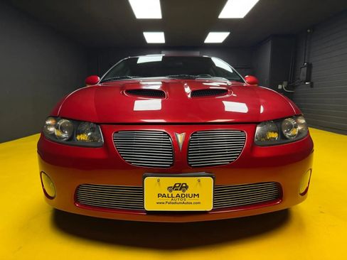 Used 2006 Pontiac GTO image 2