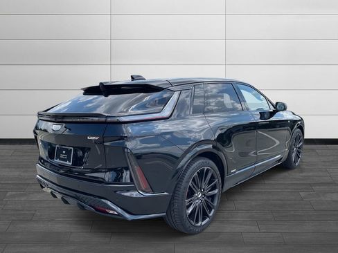 New 2026 Cadillac Lyriq V image 5