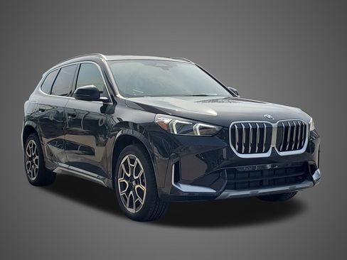 New 2026 BMW X1 xDrive28i w/ Convenience Package image 3