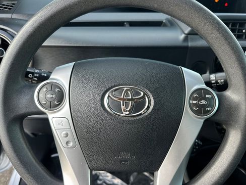 Used 2015 Toyota Prius C Two FWD image 27