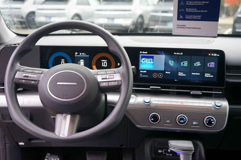Certified 2026 Hyundai Kona SE FWD image 17