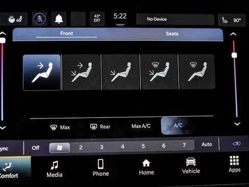 Used 2024 Jeep Compass Limited image 27