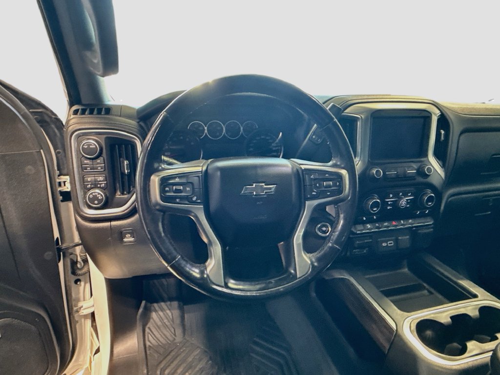 Used 2021 Chevrolet Silverado 1500 LT Trail Boss w/ Convenience Package II AWD/4WD image 11