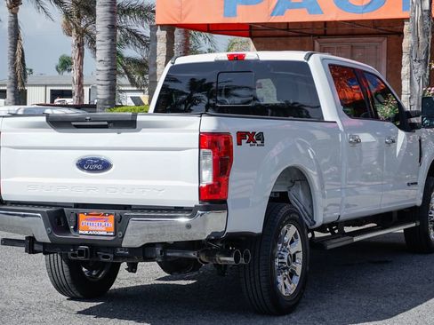 Used 2019 Ford F250 Lariat w/ Lariat Ultimate Package image 11