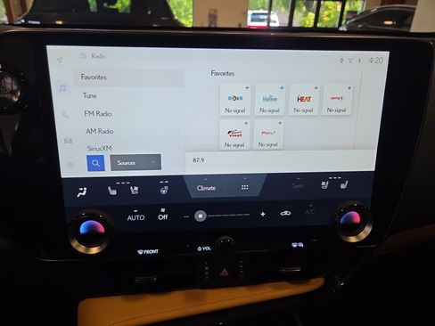 Certified 2025 Lexus NX 350 AWD w/ Accessory Package (2T) image 25
